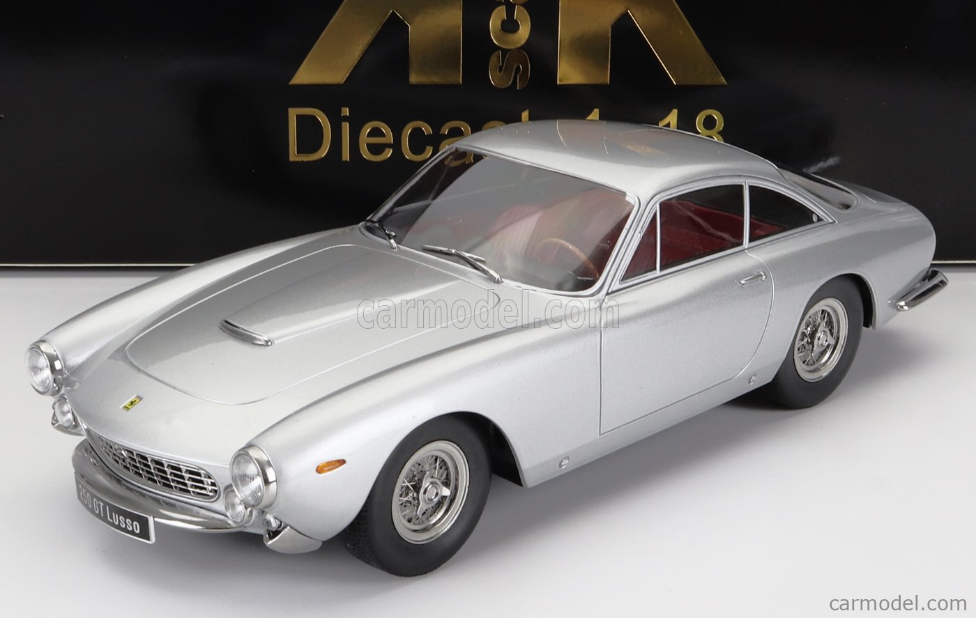 PRE-ORD3R KK Scale Modeliukas 1/18 1962 Ferrari 250 GT Lusso, silver