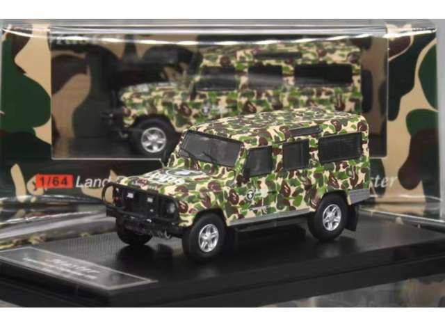 PRE-ORD3R Street Weapon Modeliukas 1/64 Land Rover Defender 110 camo, various
