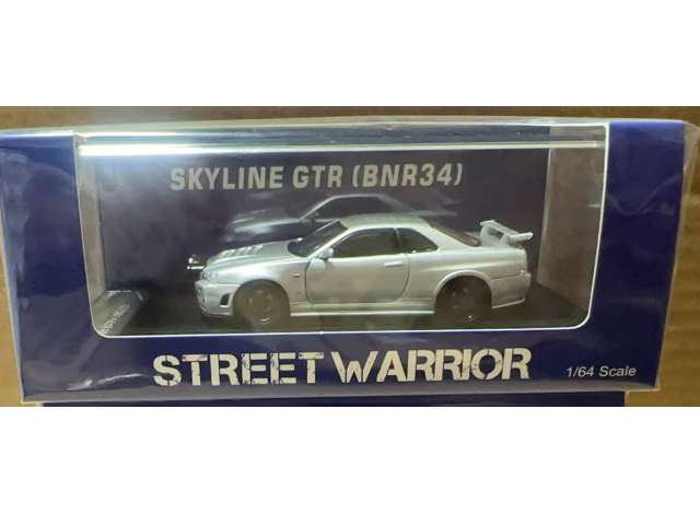 PRE-ORD3R Street Weapon Modeliukas 1/64 Nissan Skyline GTR (BR34), silver