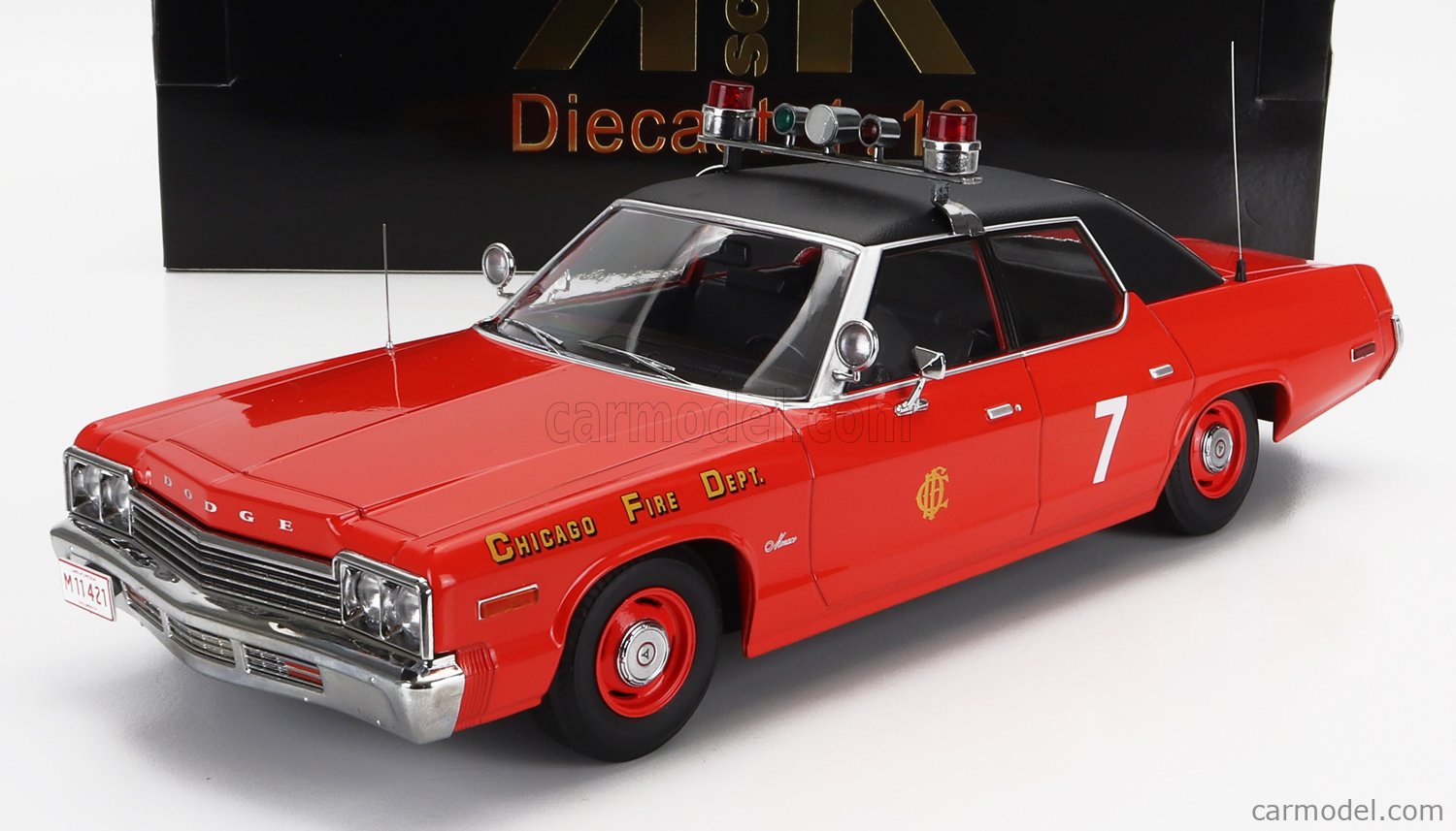 KK Scale Modeliukas 1/18 1974 Dodge Monaco, Chicago Fire Dept. red/black