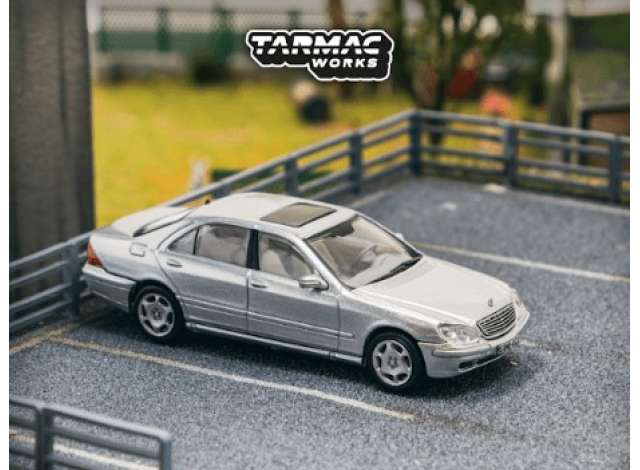 Tarmac Modeliukas 1/64 Mercedes-Benz S-Class, brilliant silver metallic (yra Sandėlyje)