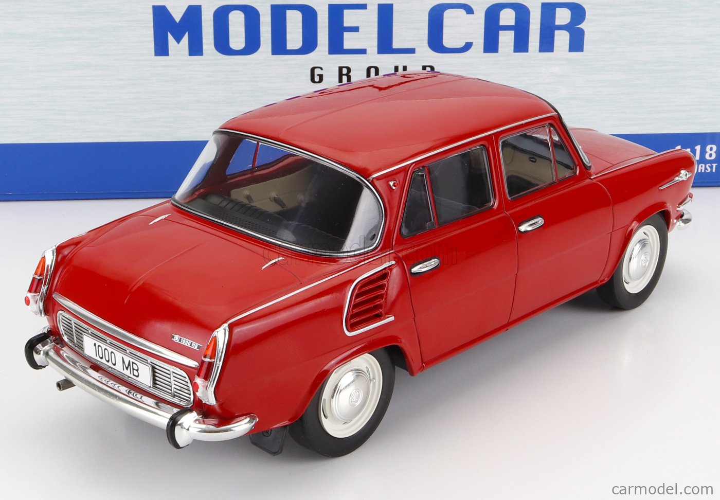 PRE-ORD3R MCG Modeliukas 1/18 Skoda 1000 MB, red