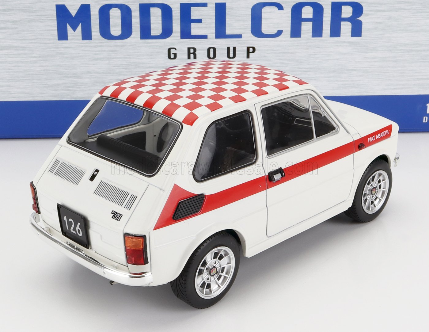 PRE-ORD3R MCG Modeliukas 1/18 Fiat 126 *Abarth-Look*, white/red