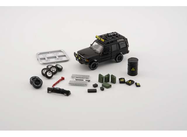 PRE-ORD3R BM Creations Modeliukas 1998 Land Rover Discovery 1 *Left Hand Drive*, black smile with accessory