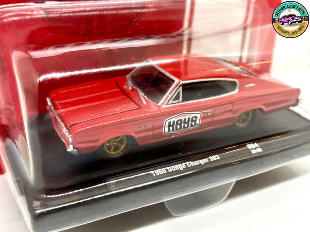 M2 Machines Modeliukas 1966 Dodge Cahrger 383