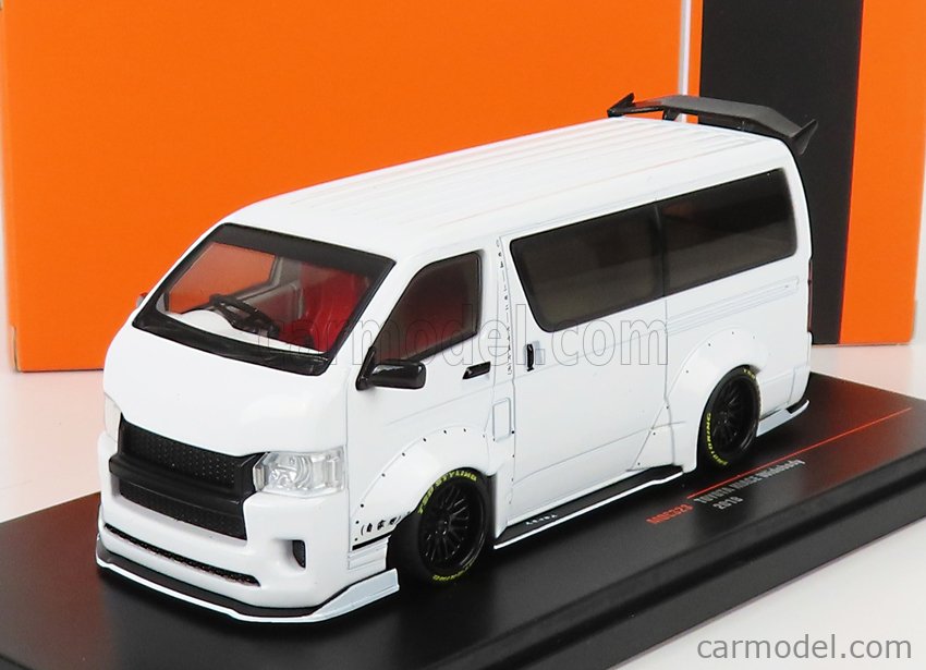 PRE-ORD3R IXO Models Modeliukas 1/43 2018 Toyota Hiace Widebody, metallic white