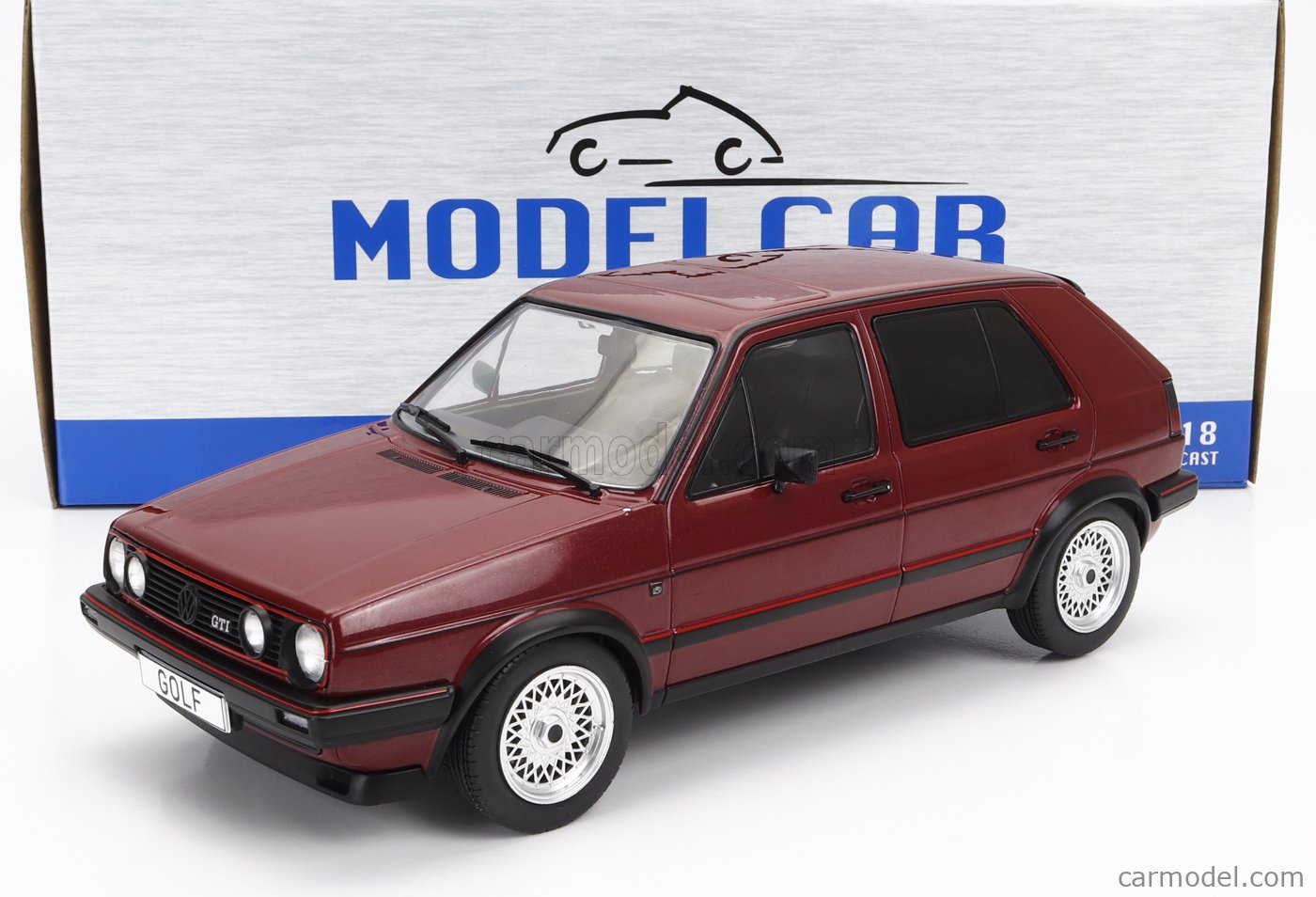 PRE-ORD3R MCG Modeliukas 1/18 1984 Volkswagen Golf II GTI, metallic dark red