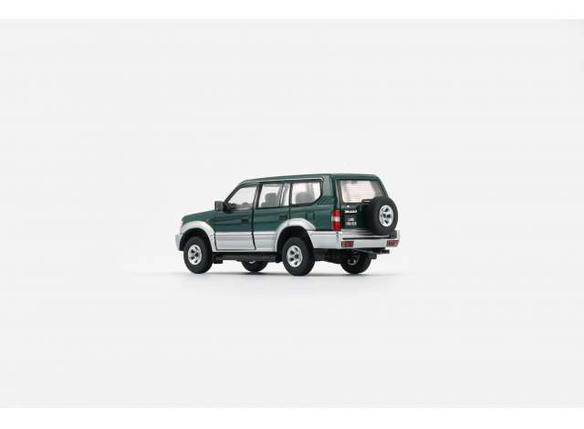 PRE-ORD3R BM Creations Modeliukas Toyota Land Cruiser Prado LC95, green