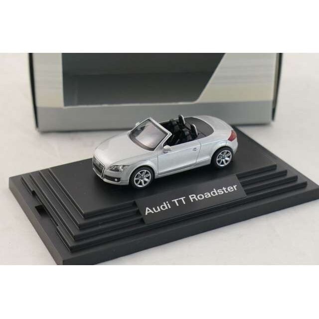 Modeliukas 1/87 Audi TT Roadster, silver