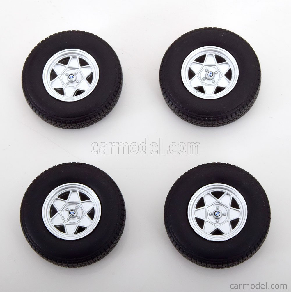 PRE-ORD3R KK Scale Ratų komplektas 1/18 BMW 02 ATS rims and tyres set