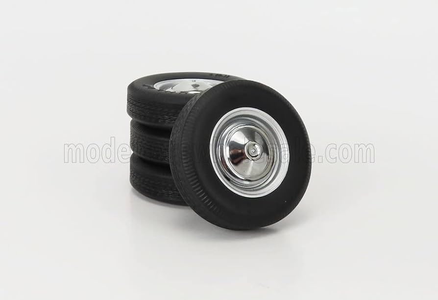 PRE-ORD3R KK Scale Ratų komplektas 1/18 Fiat 500 black rims & tires set of 4
