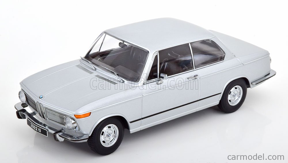 PRE-ORD3R KK Scale Modeliukas 1/18 1971 BMW 2002 ti 1.Serie, silver