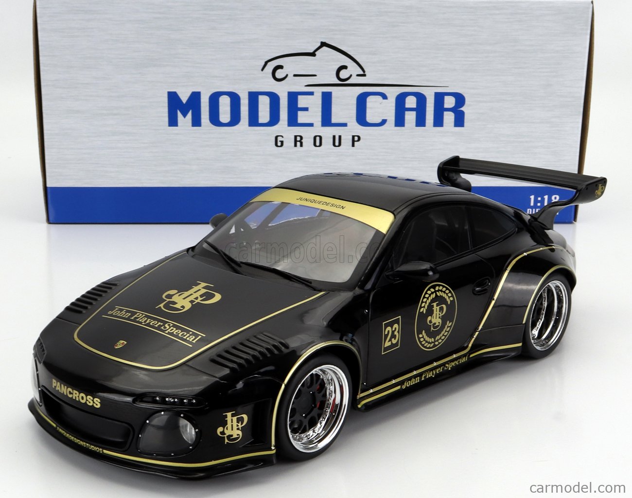 PRE-ORD3R MCG Modeliukas 1/18 2020 Porsche Old & New 997, black/decor - John Player Special Basis: 911 (997)