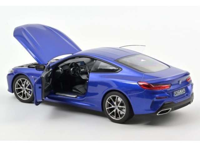 PRE-ORD3R Norev Modeliukas 1/18 2019 BMW M850i, blue