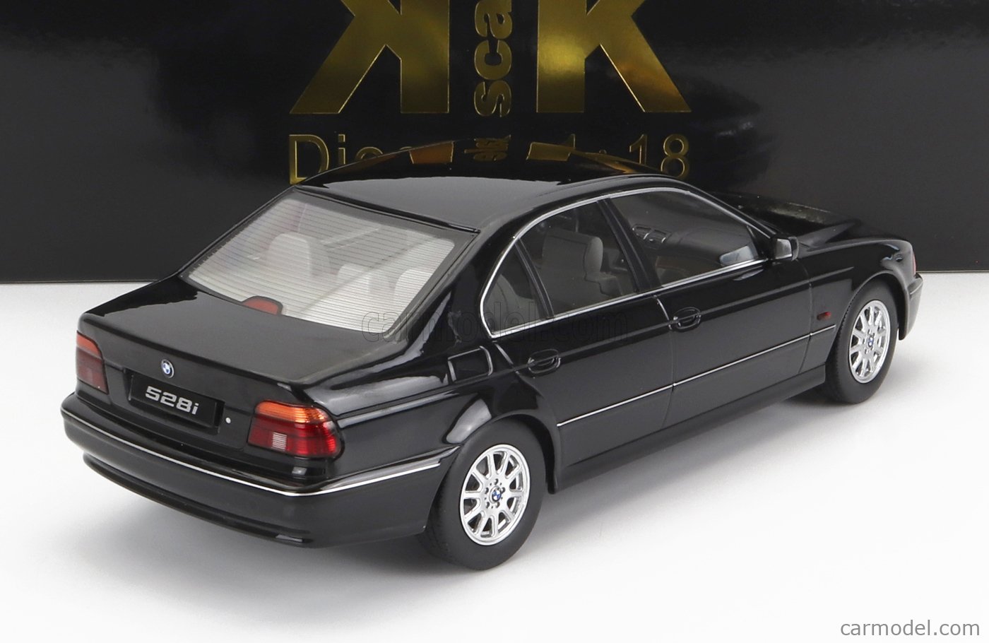 PRE-ORD3R KK Scale Modeliukas 1/18 1995 BMW 528i E39 Sedan, black