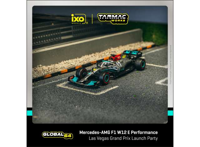 PRE-ORD3R Tarmac Modeliukas 1/64 Mercedes Benz AMG F1 W12 E Performance Las Vegas Grand Prix Launch Party, black/silver