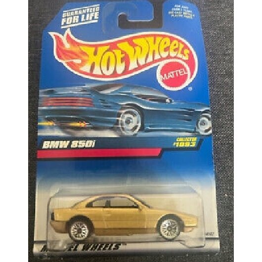 Hot Wheels Mainline Modeliukas BMW 850i Gold (kortelė 6/10)