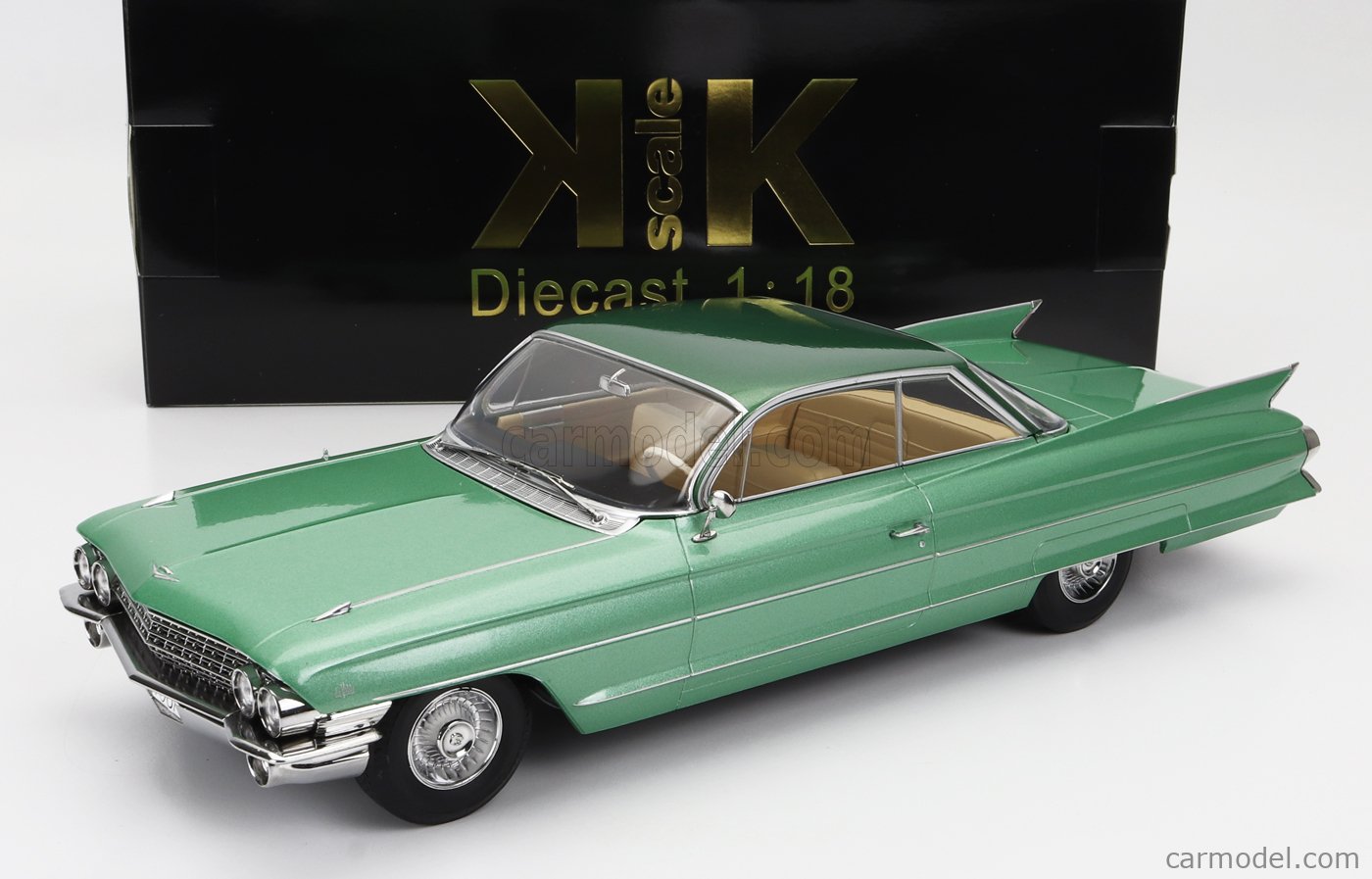 PRE-ORD3R KK Scale Modeliukas 1/18 1961 Cadillac Series 62 Coupe DeVille, light green metallic