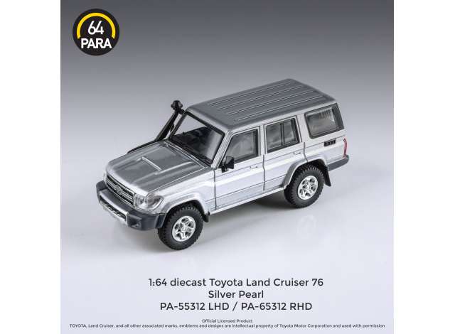 PRE-ORD3R Para64 Modeliukas Toyota Land Cruiser LC76 *Left Hand Drive*, silver pearl (cars in a deluxe Acrylic window box)