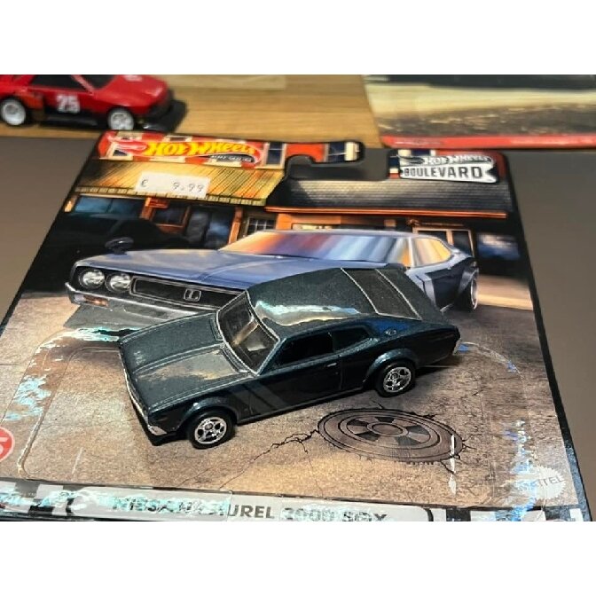 Hot Wheels Premium Boulevard Modeliukas Nissan Laurel 2000 SGX (išpakuotas, būklė 9/10)