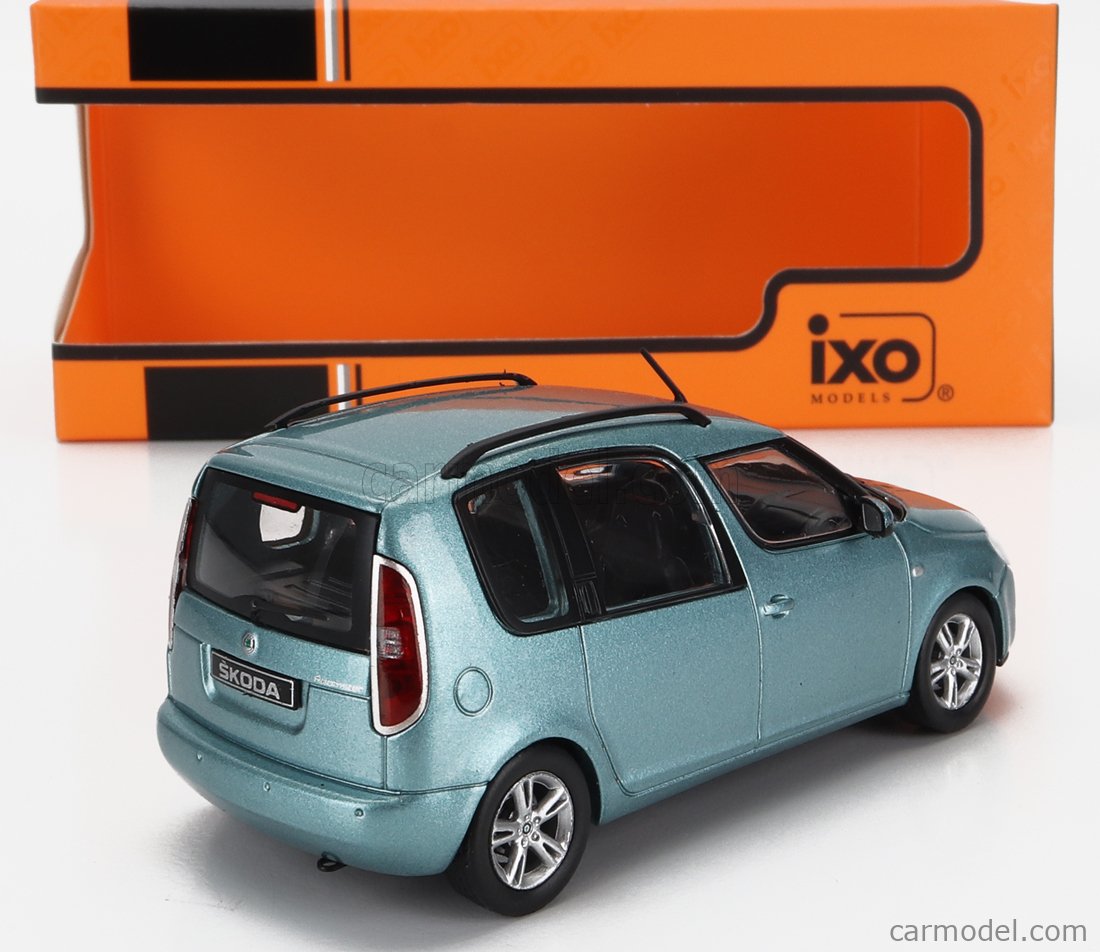 PRE-ORD3R IXO Models Modeliukas 1/43 2007 Skoda Roomster, light blue metallic