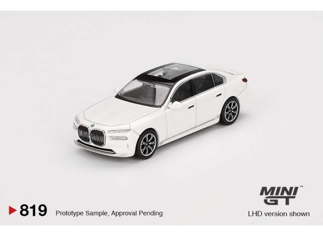 Mini GT Modeliukas 1/64 2024 BMW 17 Xdrive60, mineral white (yra Sandėlyje)