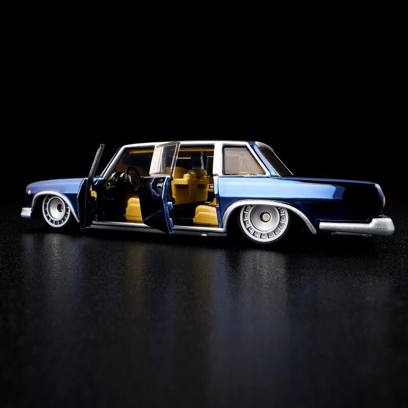 PRE-ORDER Hot Wheels RLC Exclusive Modeliukas 1964 Mercedes-Benz 600