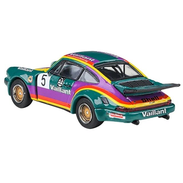 Para64 Modeliukas 1974 Porsche 911 3.0 RSR Vaillant with photo-etched wheels, green *left hand drive* (yra Sandėlyje)