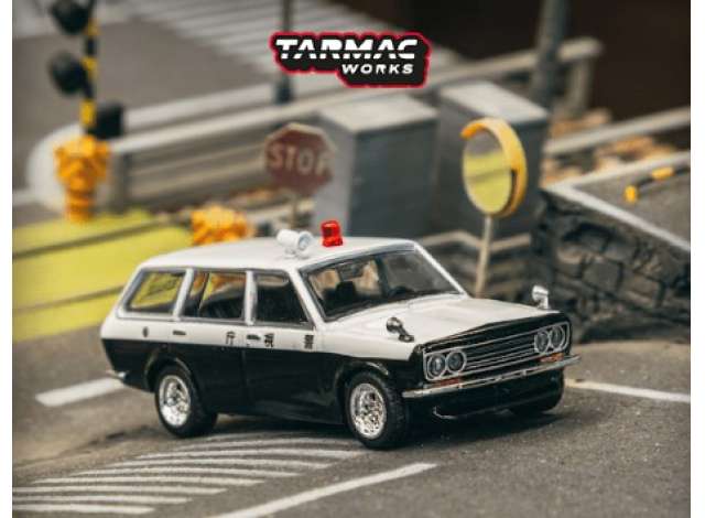 Tarmac Modeliukas 1/64 Datsun Bluebird 510 Wagon *Japan Police Car*, white/black (yra Sandėlyje)