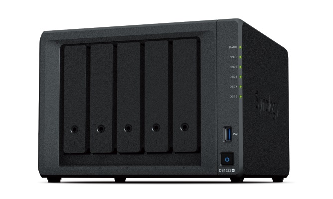 Synology | DiskStation | DS1522+ 5-bay | AMD Ryzen | R1600 | Processor frequency 2.6 GHz | 8 GB | DDR4