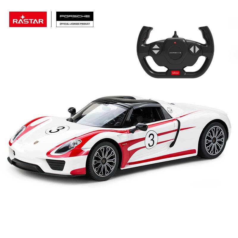 Nuotoliniu būdu valdomas Porsche automobilis, baltas