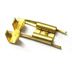 Lizdas 6.3mm 90°kampu 2.5mm² laidui