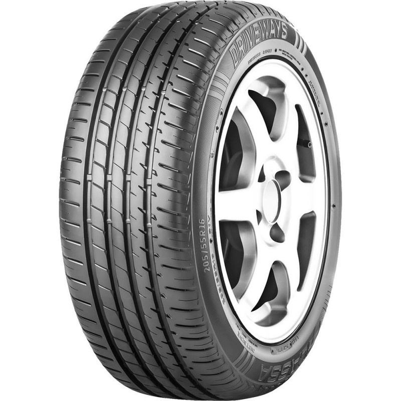 LASSA Driveways 215/50 R17