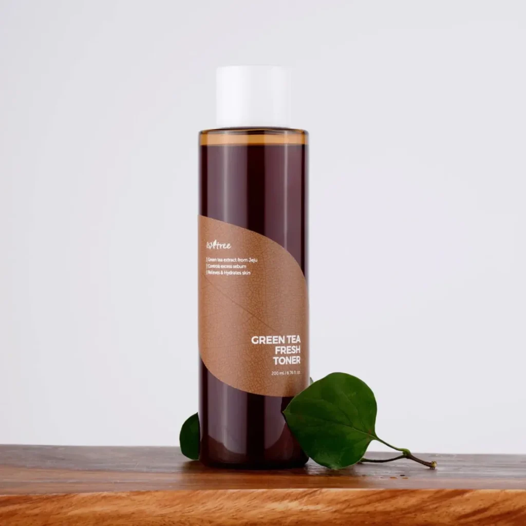 Isntree Green Tea Fresh Toner – raminantis tonikas su žaliąja arbata