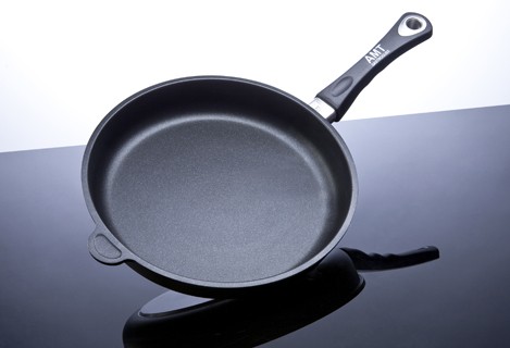 Neindukcinė keptuvė AMT Gastroguss, Ø 24 cm, 4 cm aukščio AMT 424-E-Z30-PL