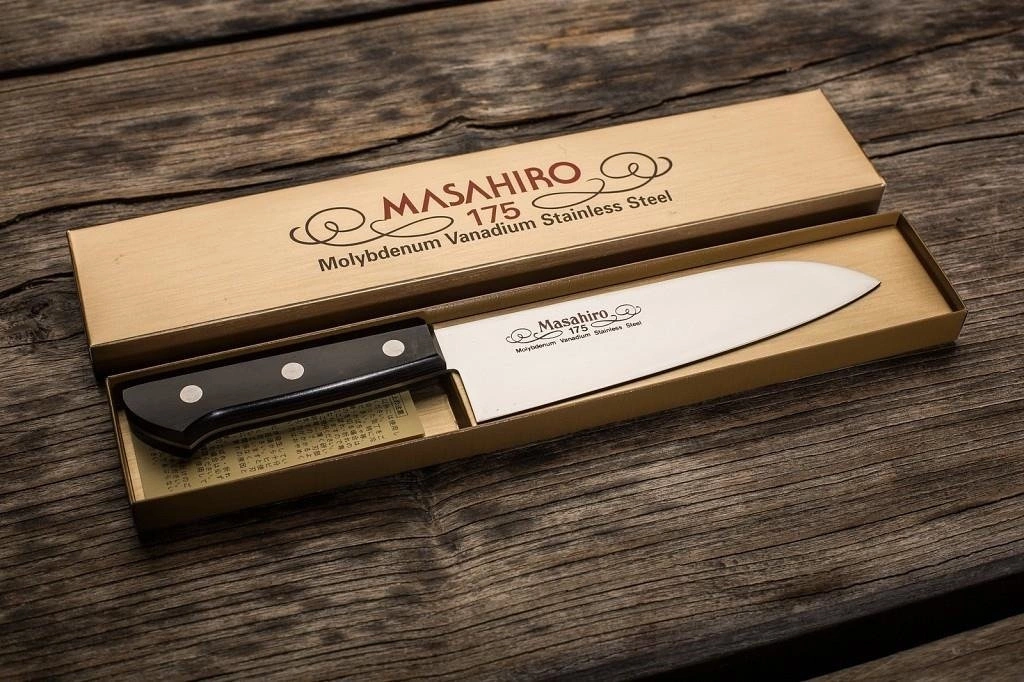 Masahiro BWH Santoku peilis 175mm