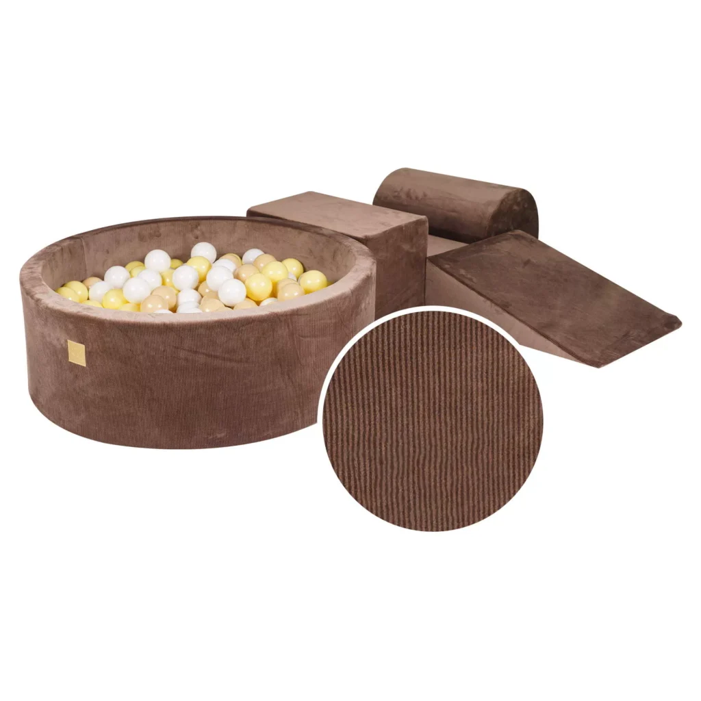 Putų 3 elementų žaidimų rinkinys su kamuoliukų duobe 90x30cm ir 200 kamuoliukų Sertifikuota, aksominis velvetas, šokoladas, kamuoliukai: smėlio, balta, geltona