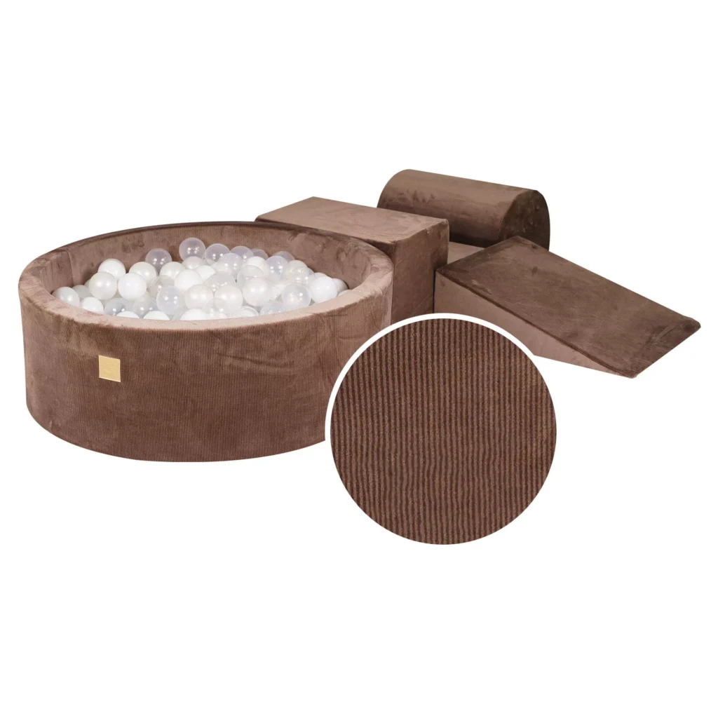 Putų 3 elementų žaidimų rinkinys su kamuoliukų duobe 90x30cm su 200 kamuoliukų Sertifikuota, aksominis velvetas, šokoladas, kamuoliukai: balti, balti perlamutriniai, skaidrūs